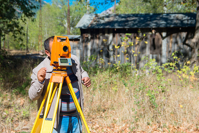 topographer